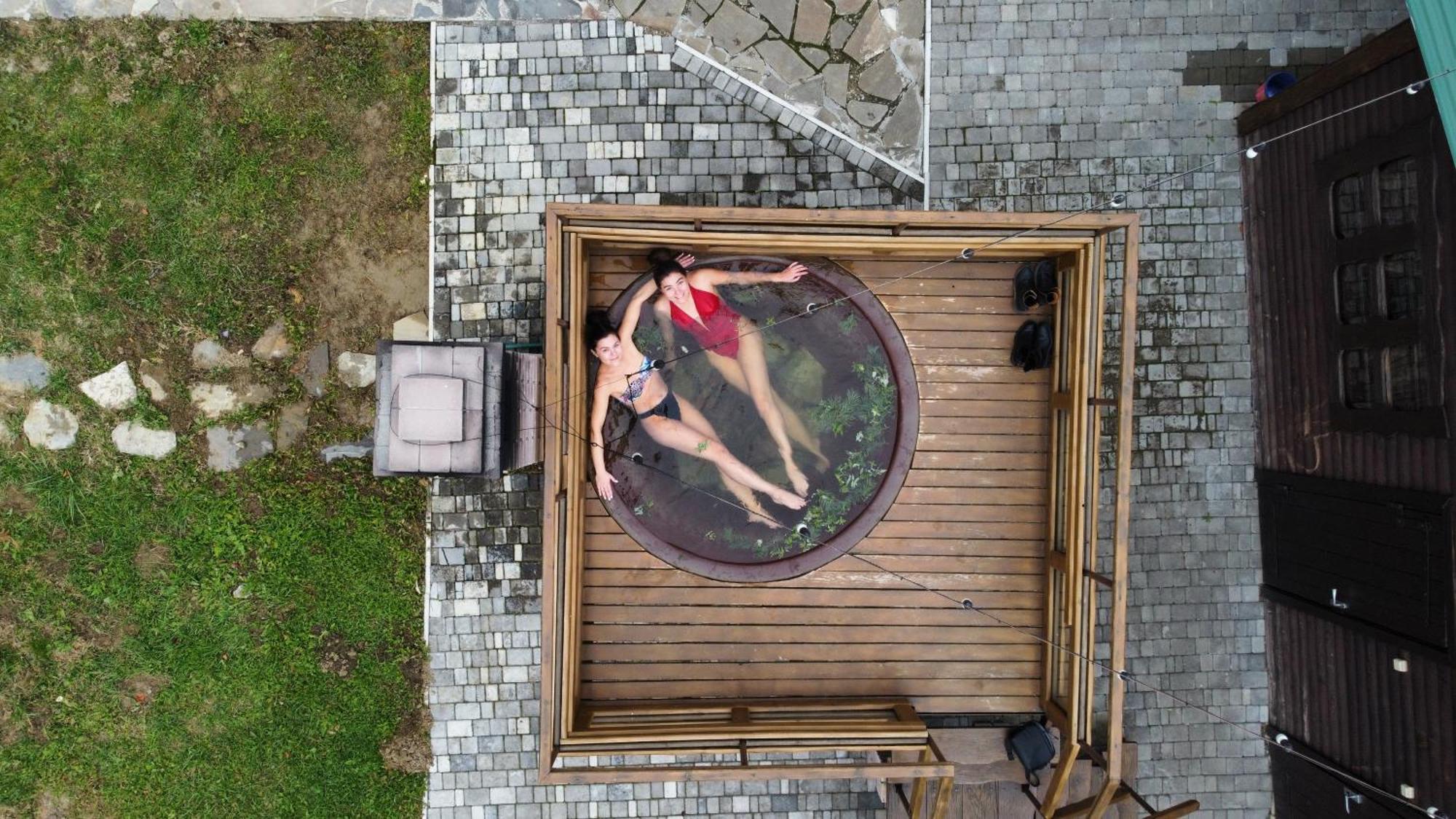 Orlyne Gnizdo Chernivtsi Exterior foto