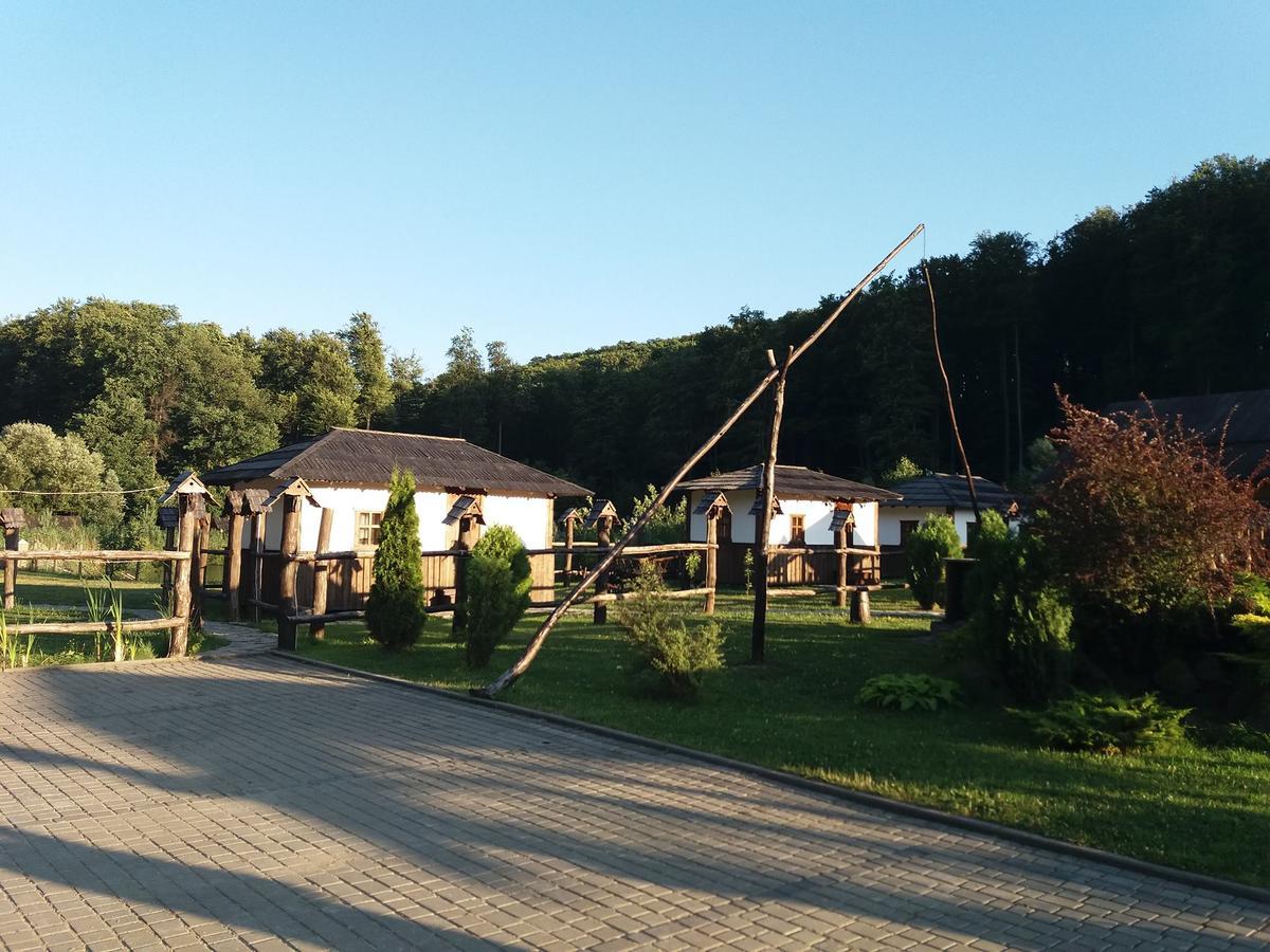Orlyne Gnizdo Chernivtsi Exterior foto